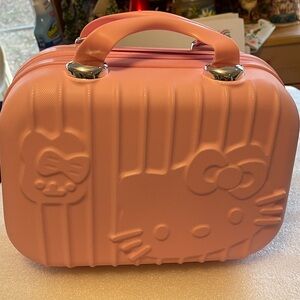 SANRIO HELLO KITTY PINK TOTE/TRUNK HARD SIDED NWT